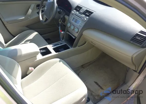 2009 Toyota Camry z USA, uszkodzony, nr VIN 4T1BE46K59U371991